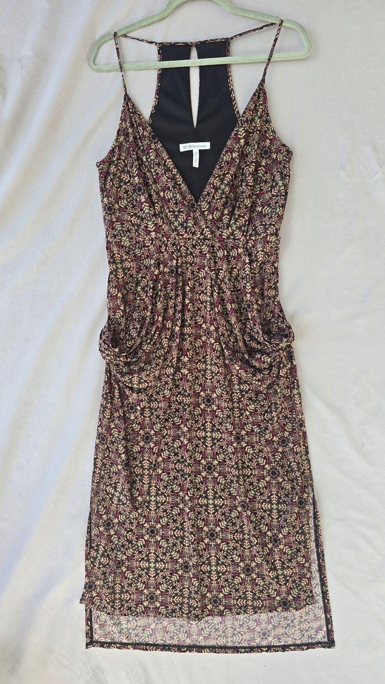 BCBGeneration Dress Womens Medium Black Floral V Neck Ruched Chiffon Sundress